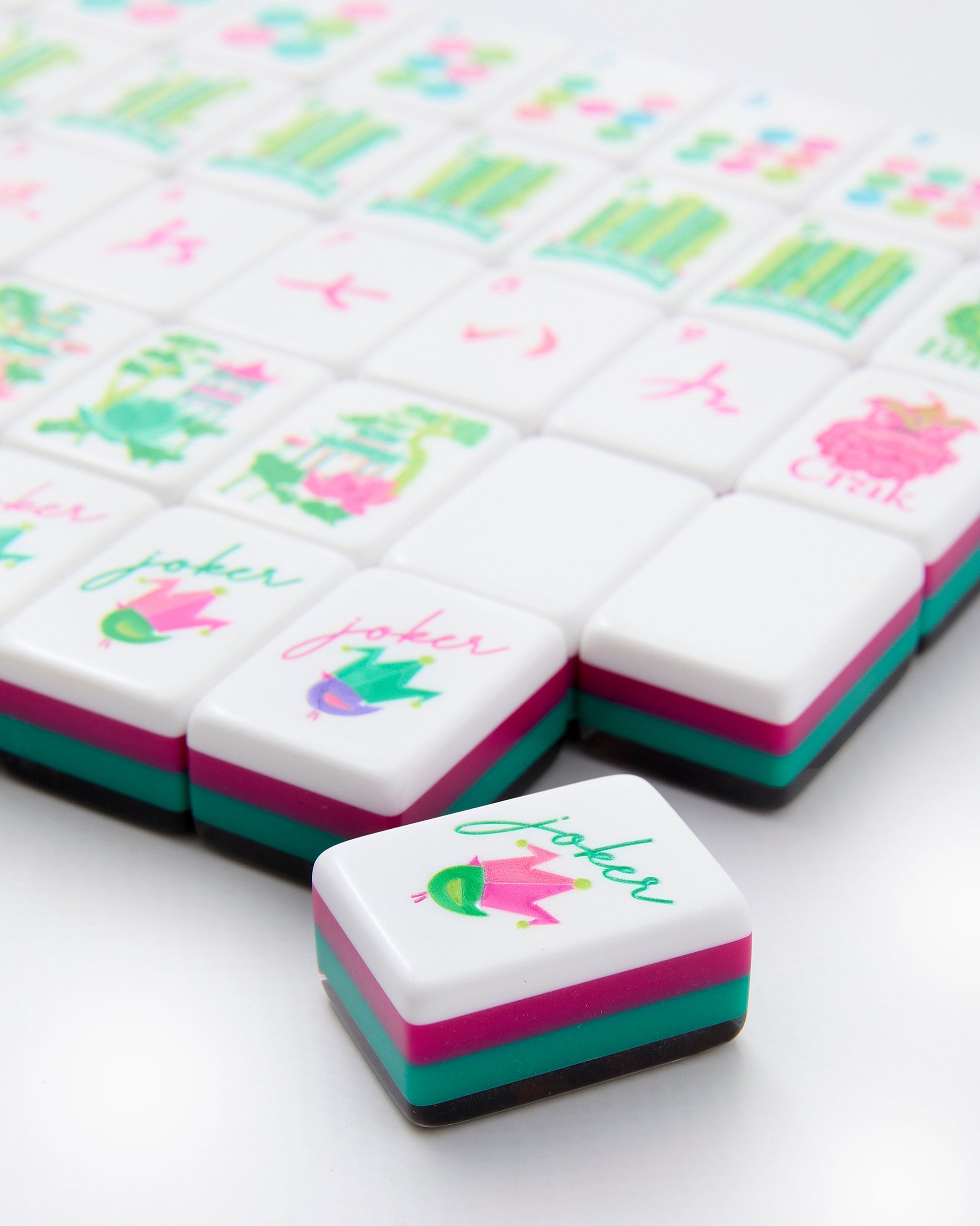 Glow Wild Tiles - Oh My Mahjong